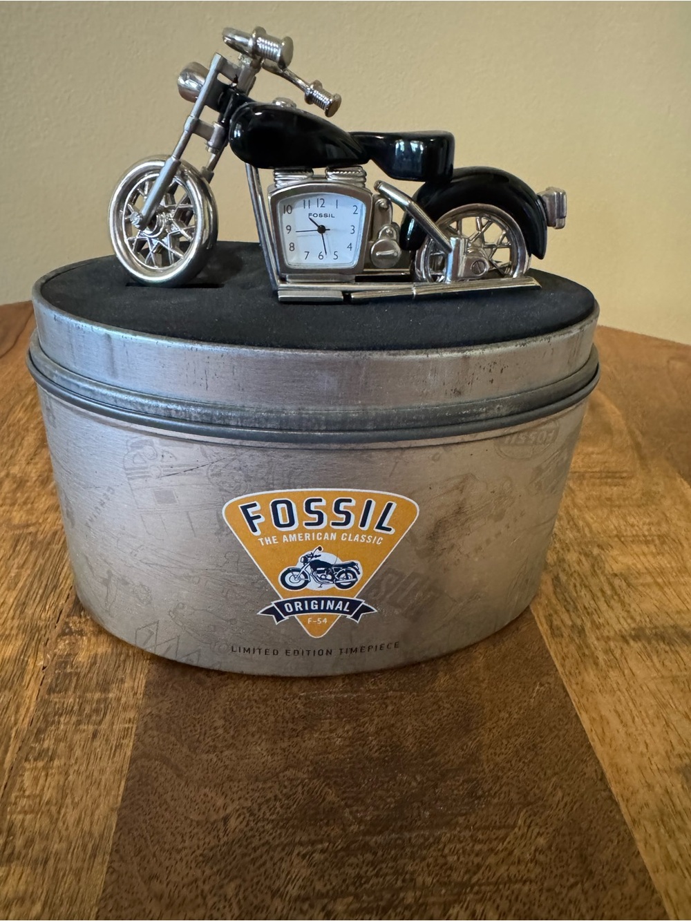 Fossil Black and Silver Motorcycle Clock Figurine